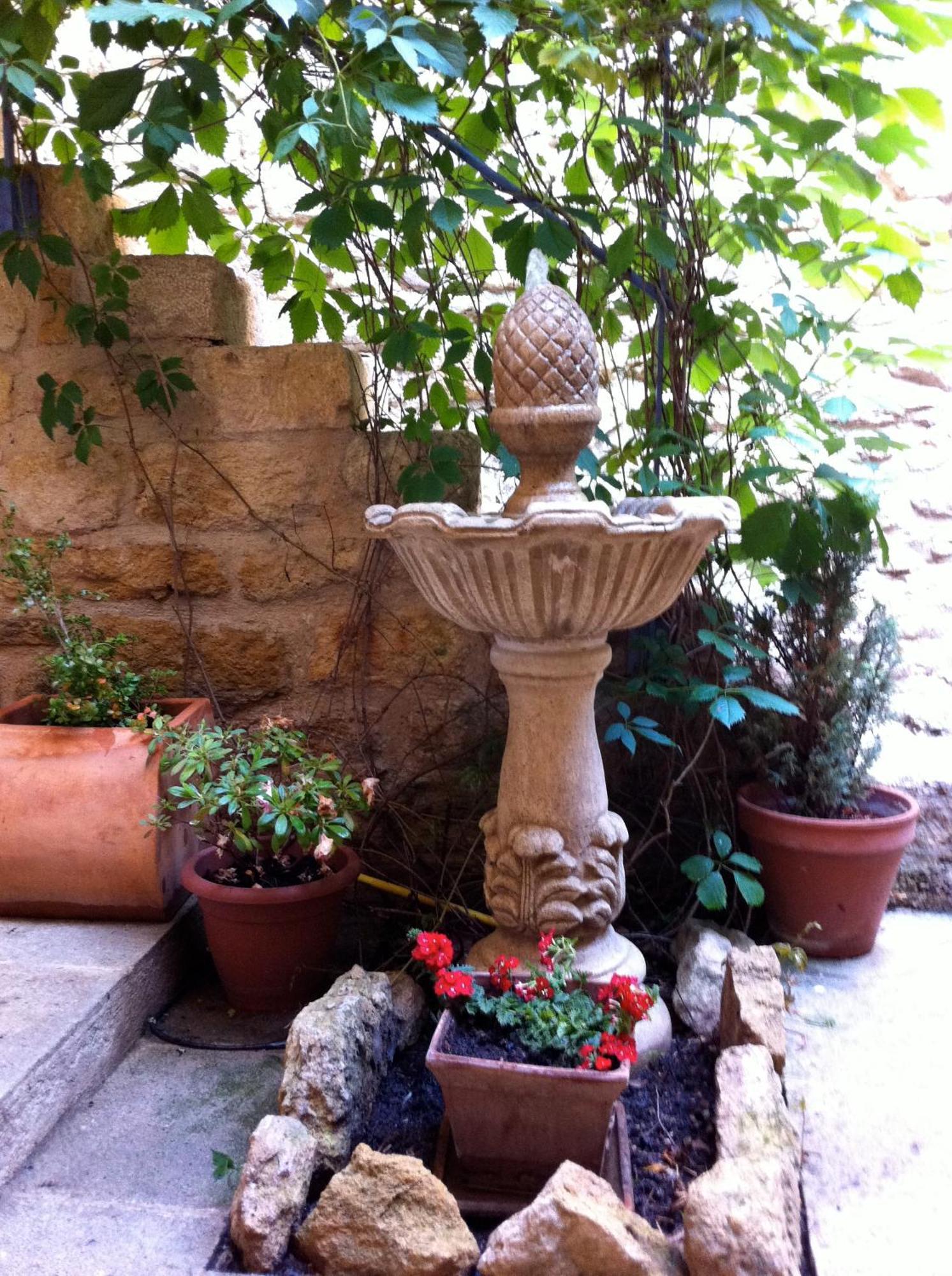 Un Patio En Luberon Bed & Breakfast Ansouis Bagian luar foto