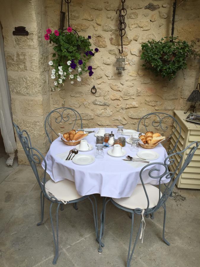 Un Patio En Luberon Bed & Breakfast Ansouis Bagian luar foto