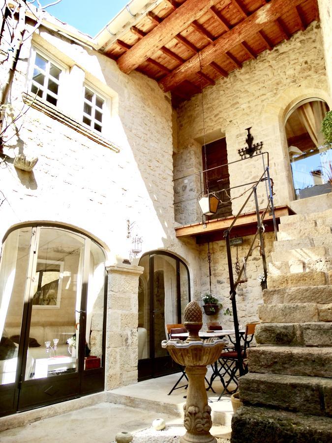Un Patio En Luberon Bed & Breakfast Ansouis Bagian luar foto