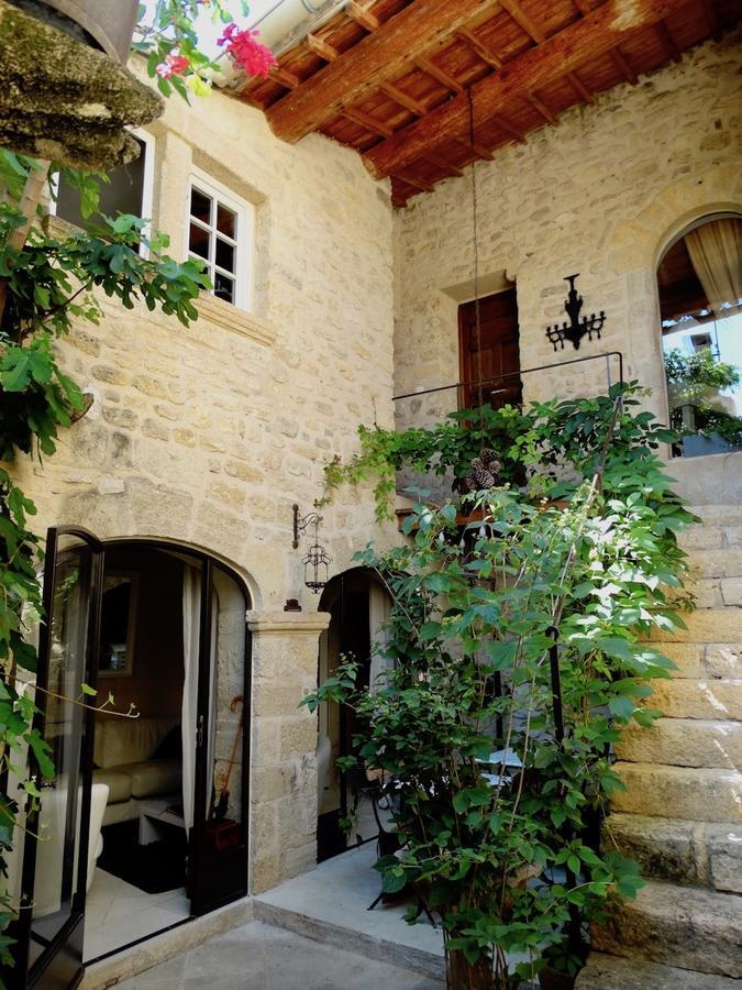 Un Patio En Luberon Bed & Breakfast Ansouis Bagian luar foto