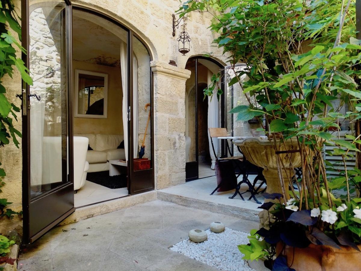 Un Patio En Luberon Bed & Breakfast Ansouis Bagian luar foto