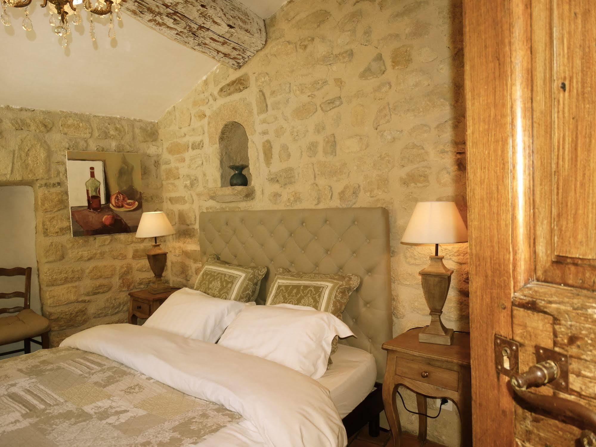 Un Patio En Luberon Bed & Breakfast Ansouis Bagian luar foto