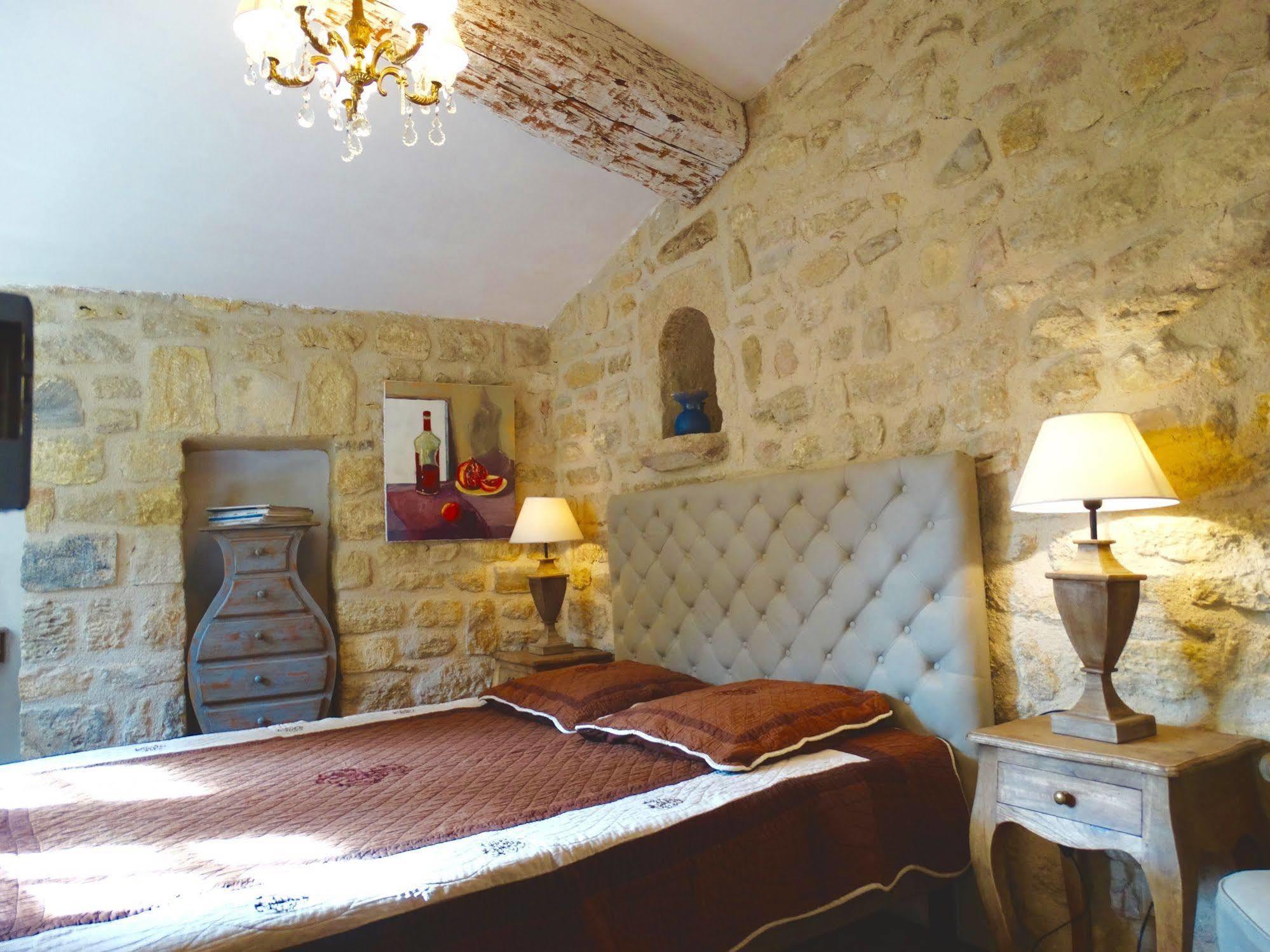Un Patio En Luberon Bed & Breakfast Ansouis Bagian luar foto