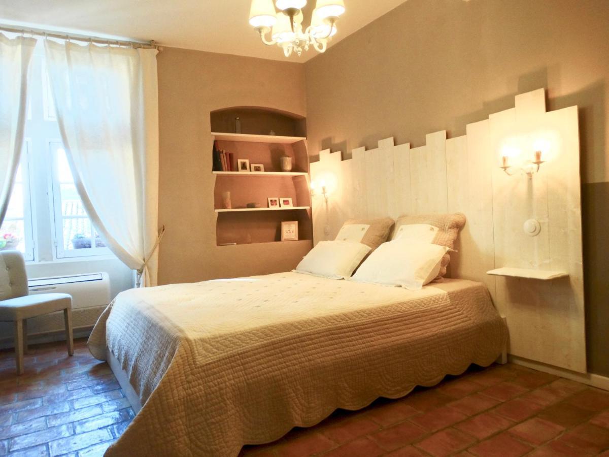 Un Patio En Luberon Bed & Breakfast Ansouis Bagian luar foto