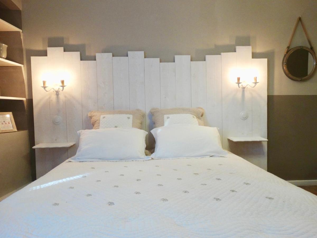 Un Patio En Luberon Bed & Breakfast Ansouis Bagian luar foto